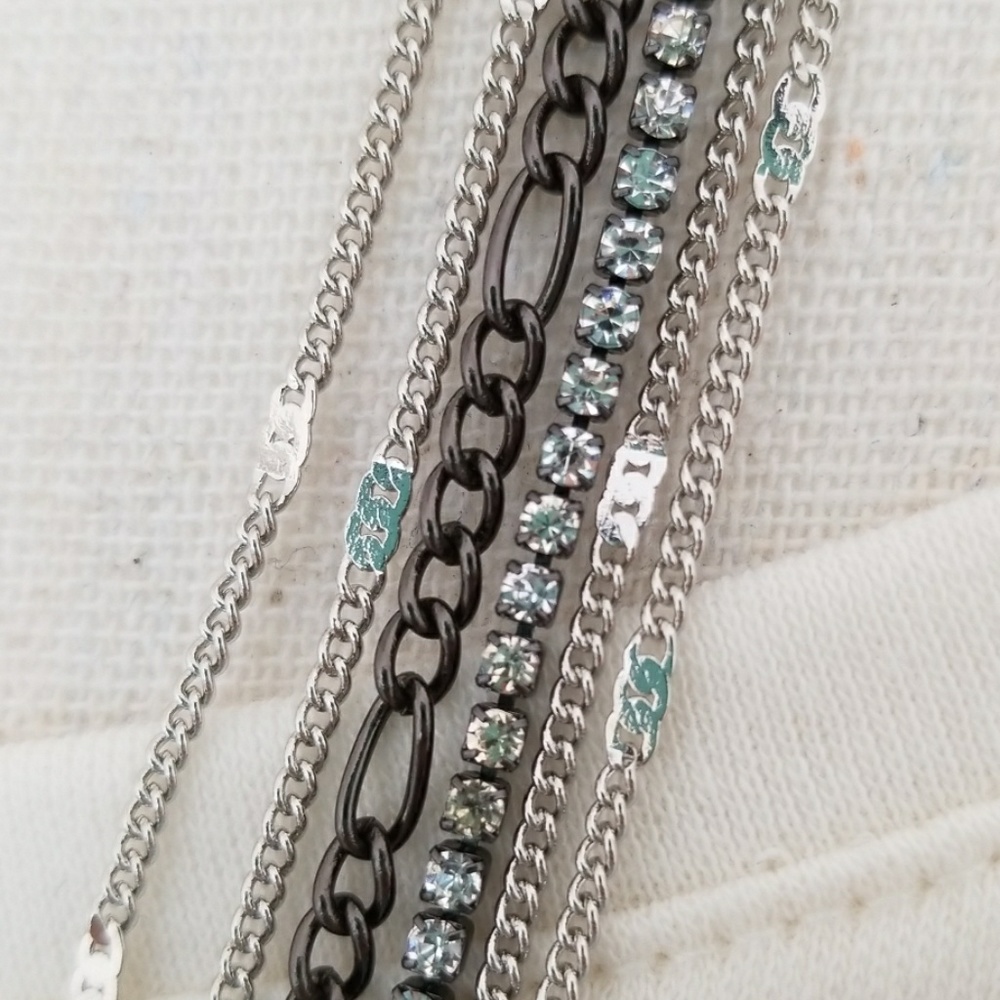 Mixed media Express necklaces - Picture 3 of 5